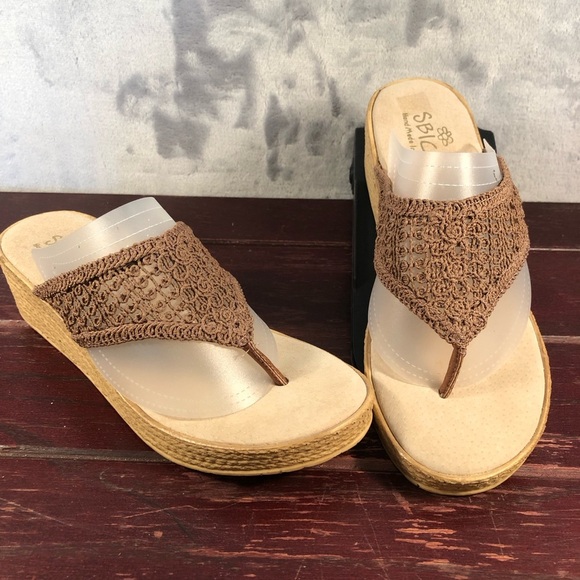 Sbicca 2" Wedge Thong Flip Flop Sandal Brown Size 9 NWT - Picture 1 of 9